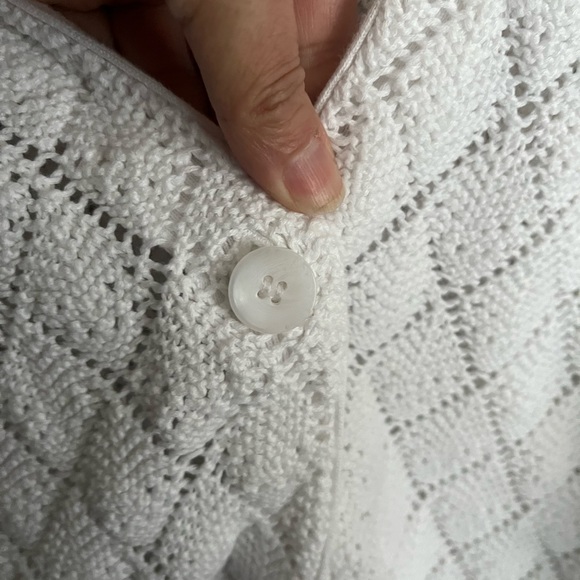 3/$40 Tabi Xl White Crochet Single Button Cardigan 100% Cotton - Picture 4 of 6